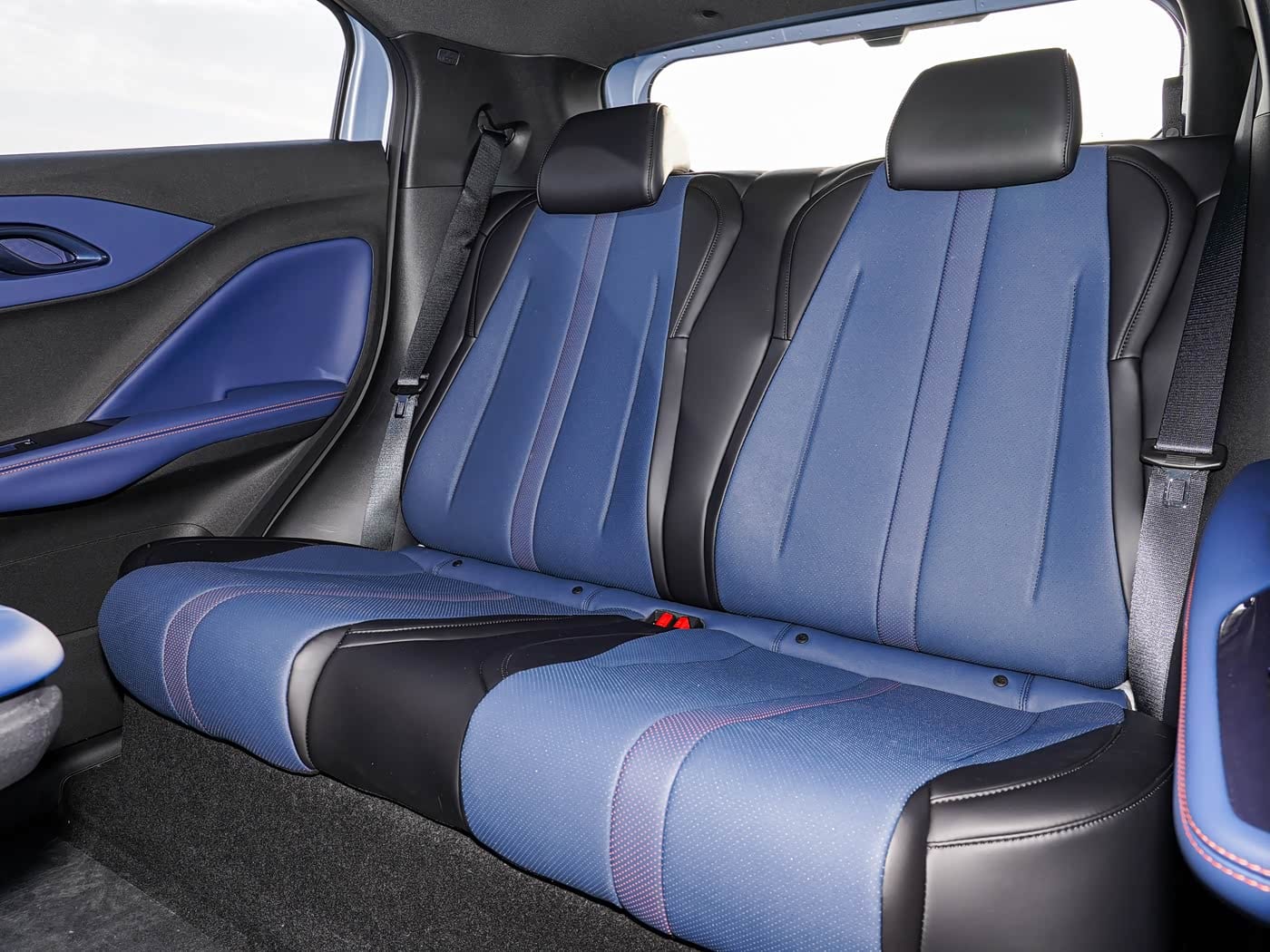 BYD Seagull՝ կապույտ սրահ, հետևի նստատեղեր