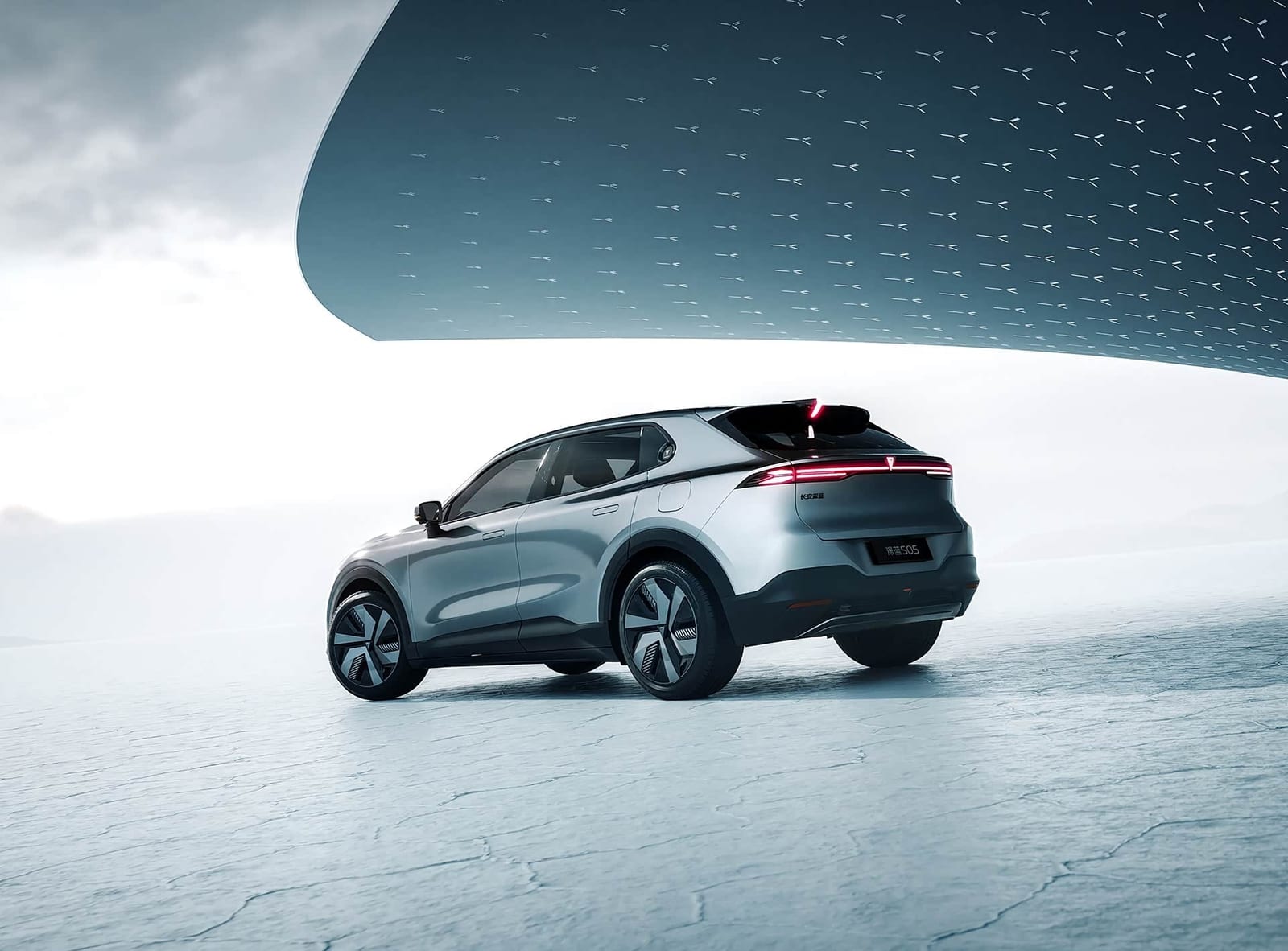 CHANGAN DEEPAL S05 REEV 200KM 2026, հետևից անկյունագծով