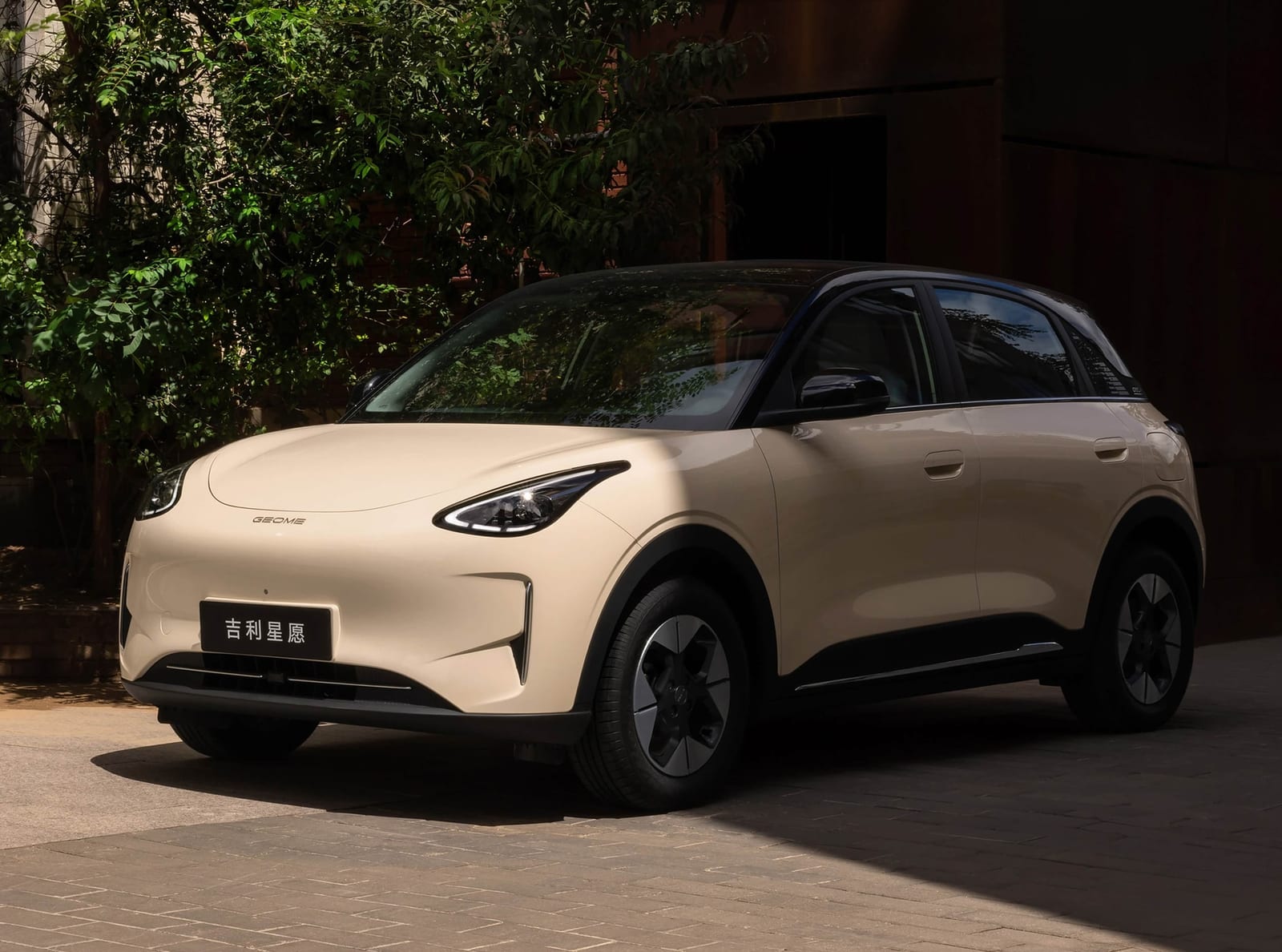 Geely EX2 2026, առջևից անկյունագծով
