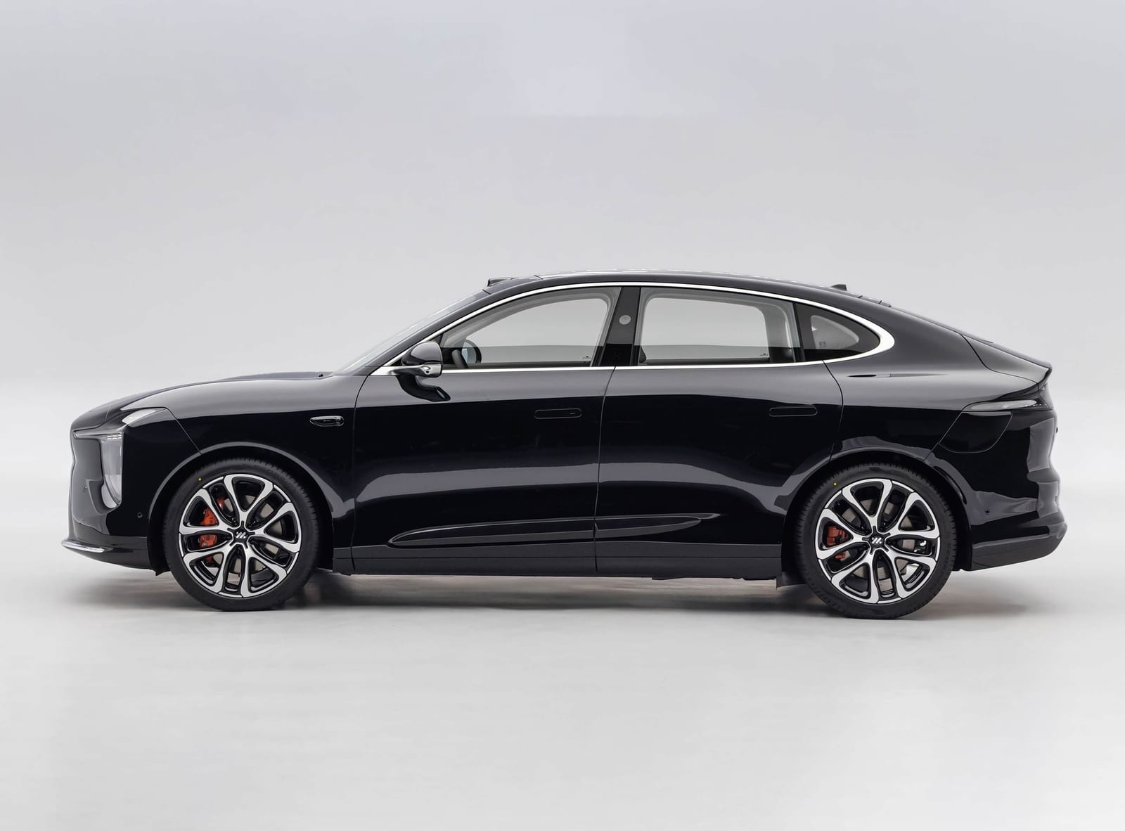 IM Motors LS6 Max Extreme Performance 2024, կողքից