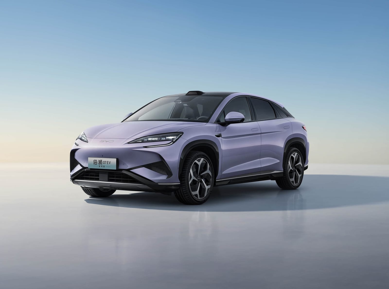 BYD Sea Lion 07 Smart Driving AWD 550 կմ 2026, առջևից անկյունագծով