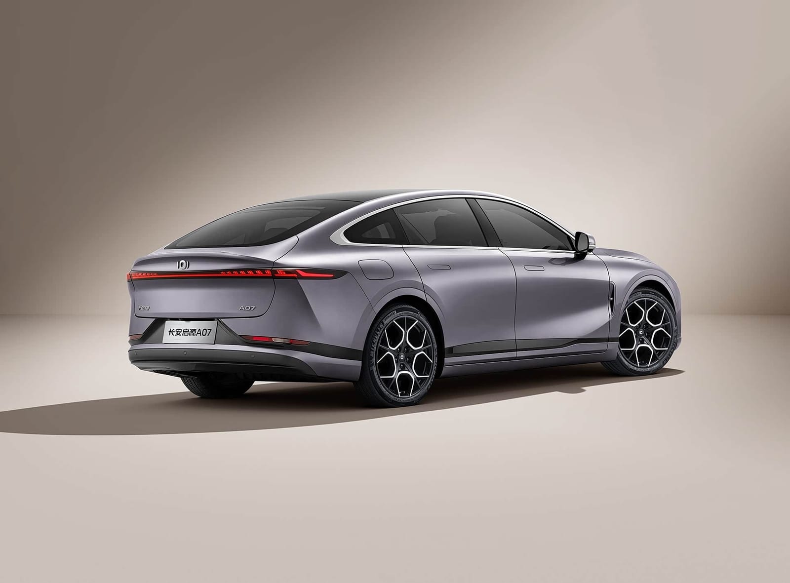 CHANGAN NEVO A07 550 Premium 2026, հետևից անկյունագծով