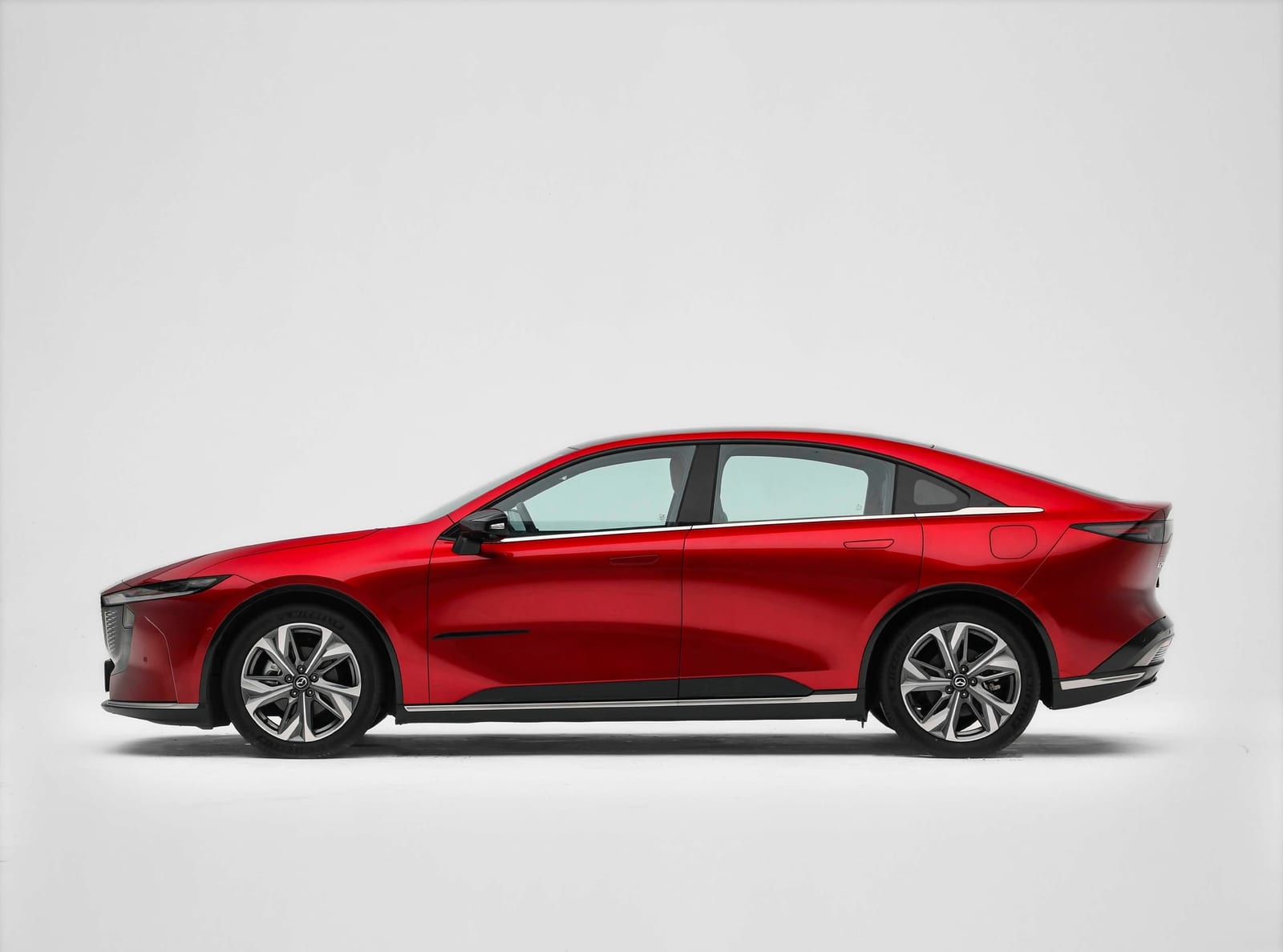 Mazda EZ-6 BEV 600 km 2025, կողքից
