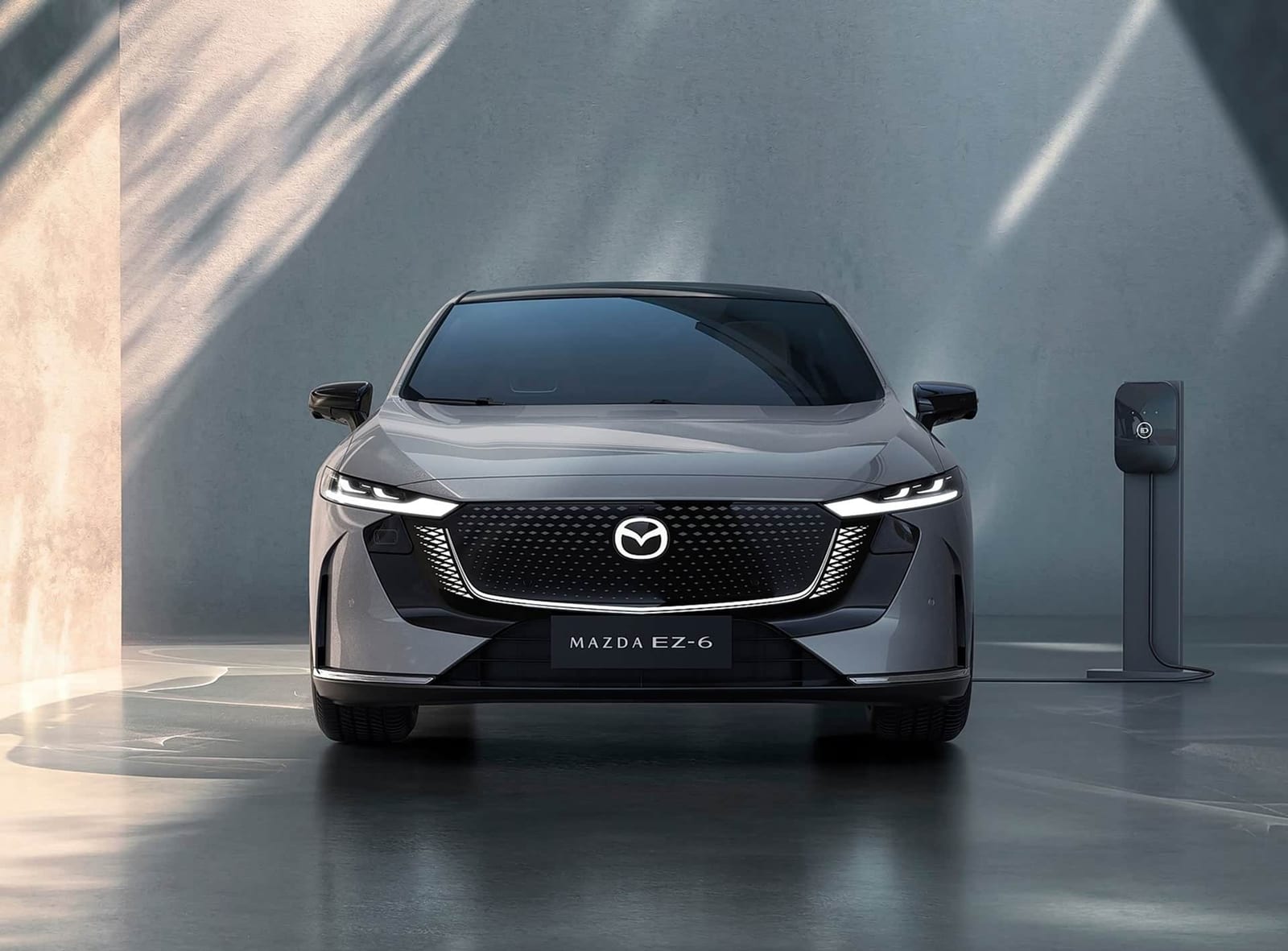 Mazda EZ-6 BEV 600 km 2025, առջևից