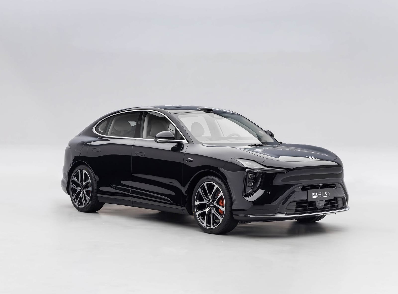 IM Motors LS6 Max Extreme Performance 2024, առջևից անկյունագծով