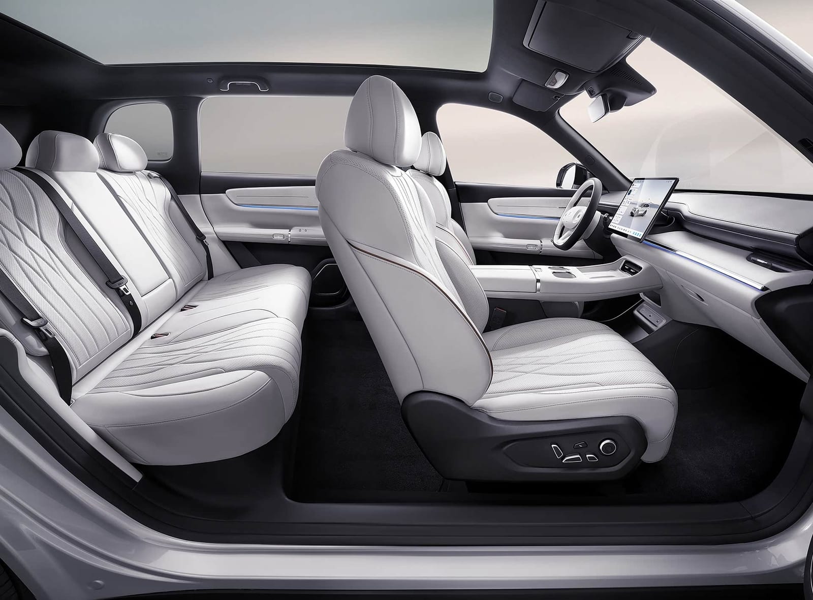 CHANGAN NEVO Q07 PHEV Smart Drive Flagship 215 2026, սրահ
