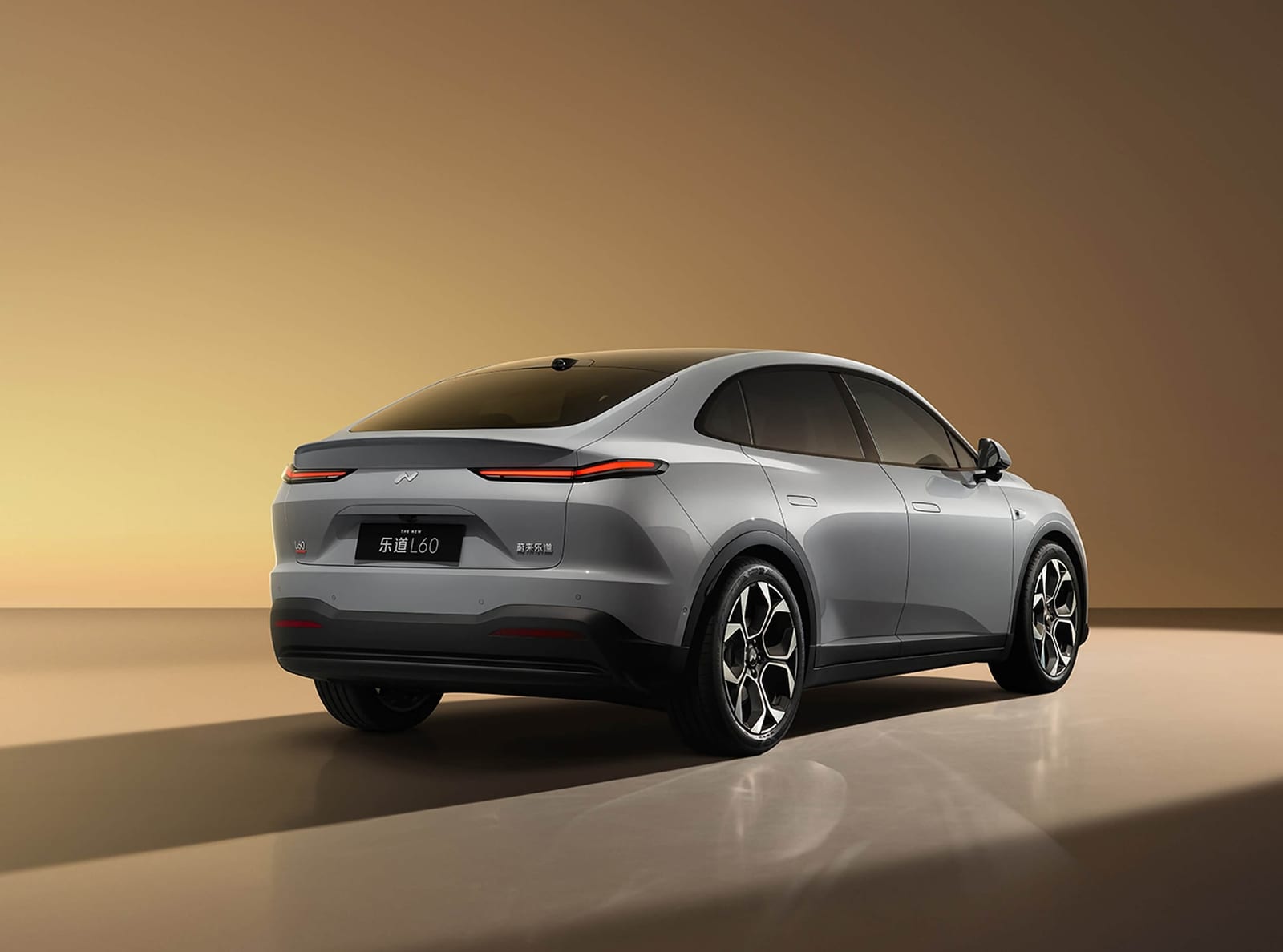 ONVO L60 60 kWh AWD 2026, հետևից անկյունագծով