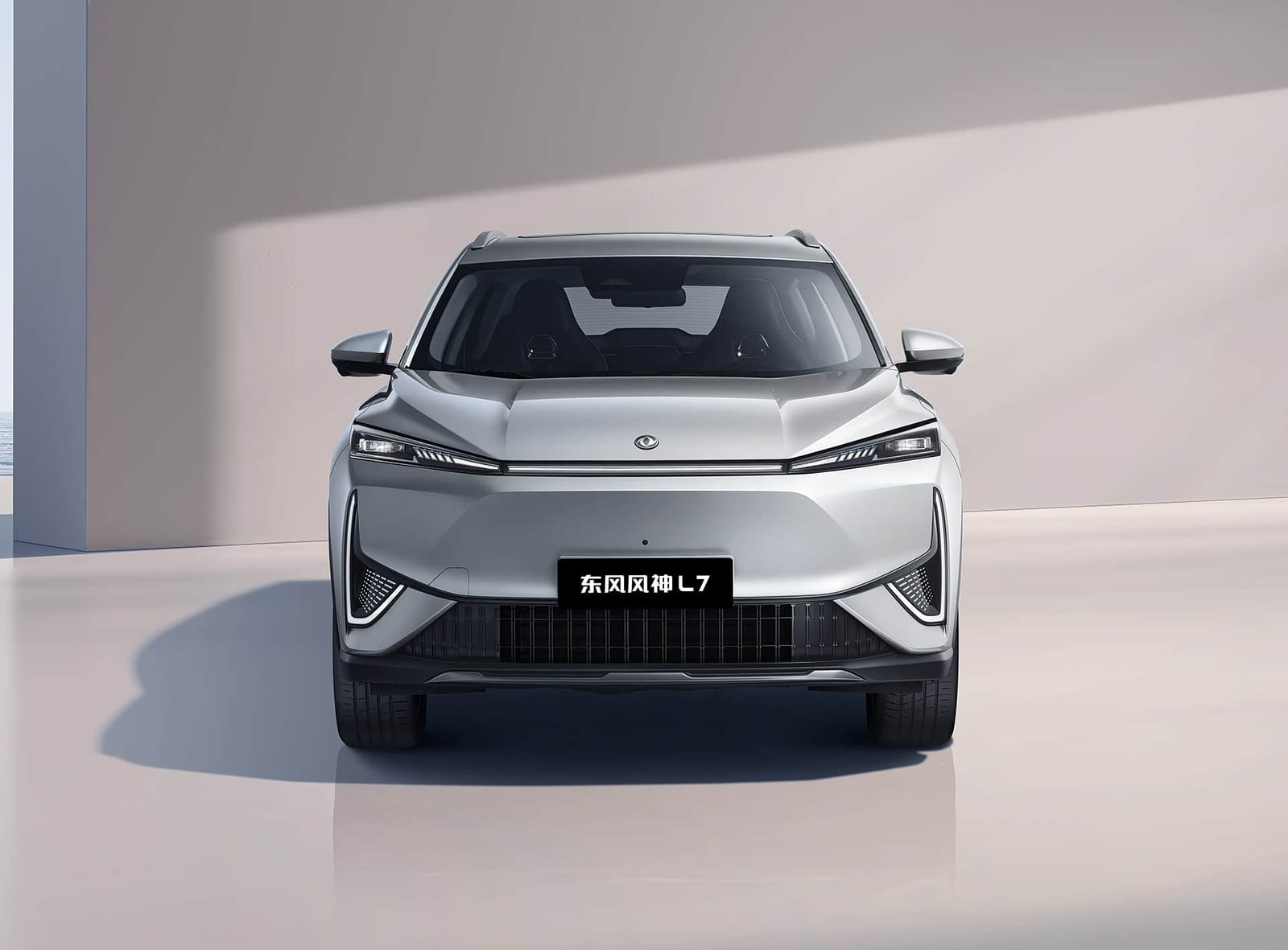 Dongfeng Aeolus L7 EV 530KM 2026, առջևից