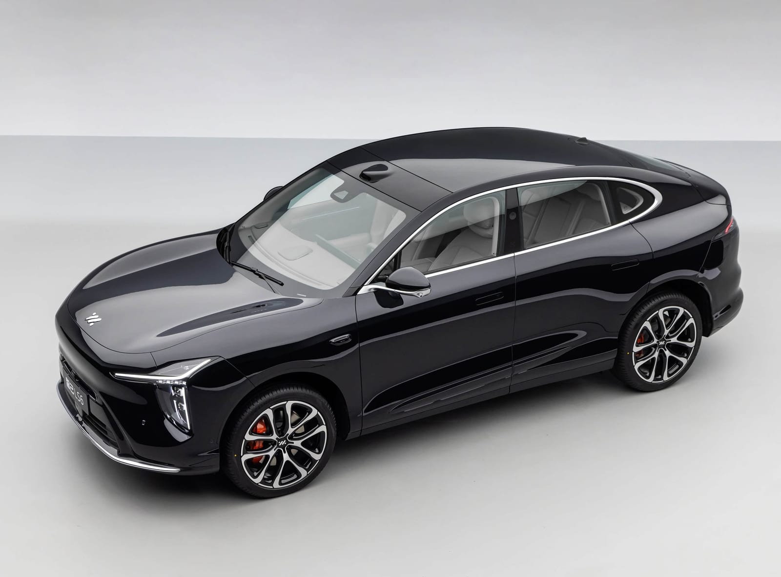 IM Motors LS6 Max Extreme Performance 2024, հետևից անկյունագծով