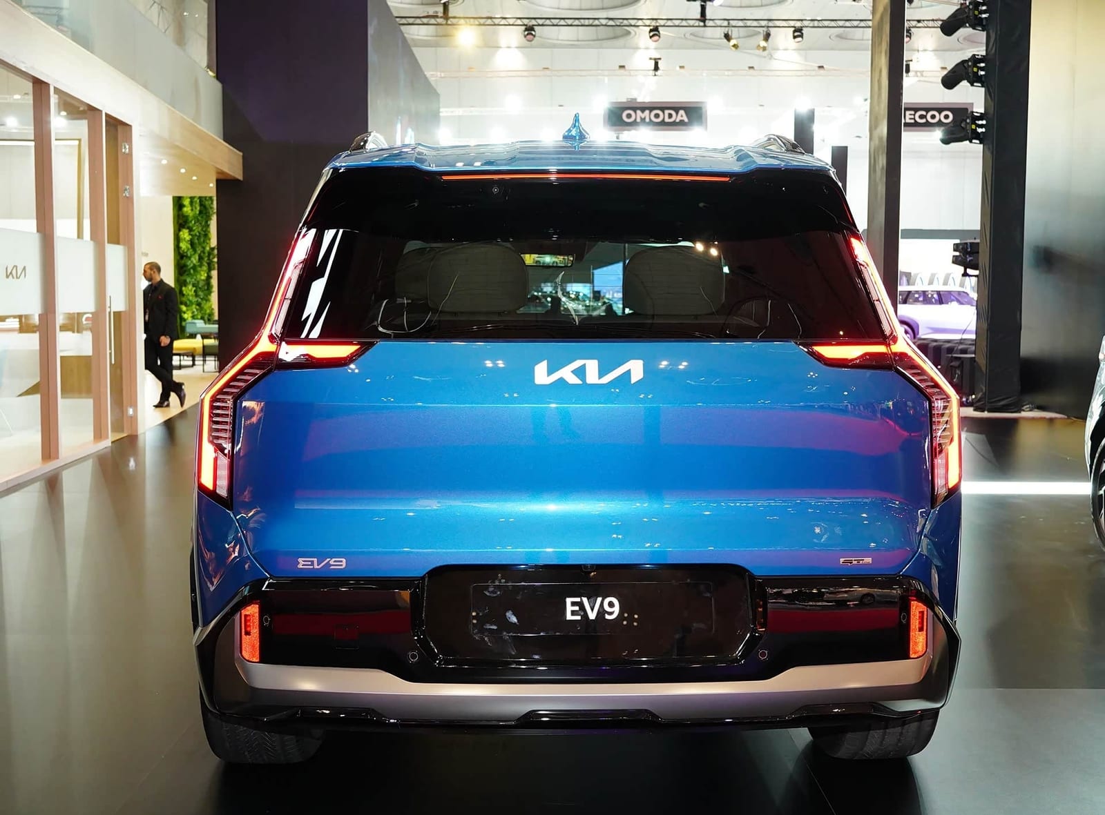 Kia EV9 RWD Long Range 2024, հետևից